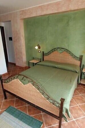 Double Room | Minibar, in-room safe, free WiFi, bed sheets - Sikania Suite (Pozzallo)