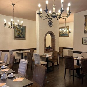 Dining - Schnookeloch (Heidelberg)