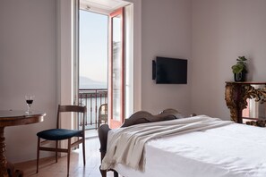 Deluxe Double Room, Balcony, Sea View - Marina Piccola 73 (Sorrento)