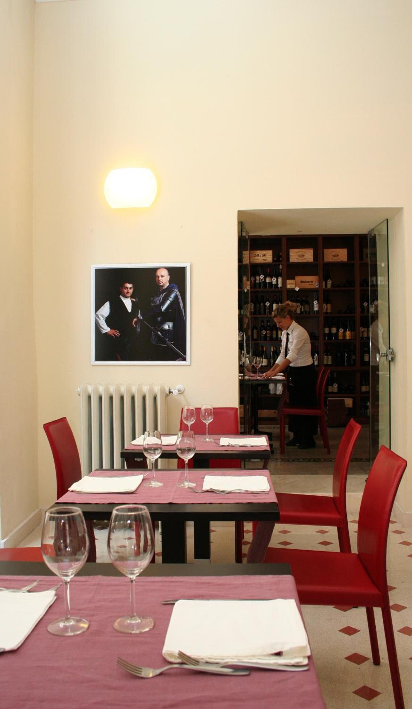 breakfast, lunch, dinner served; italian cuisine