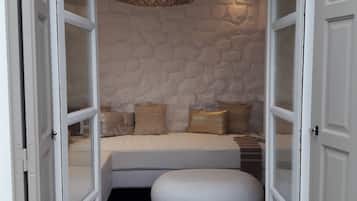 Romantic Studio Suite, Multiple Beds, Ground Floor | Living area | LCD TV