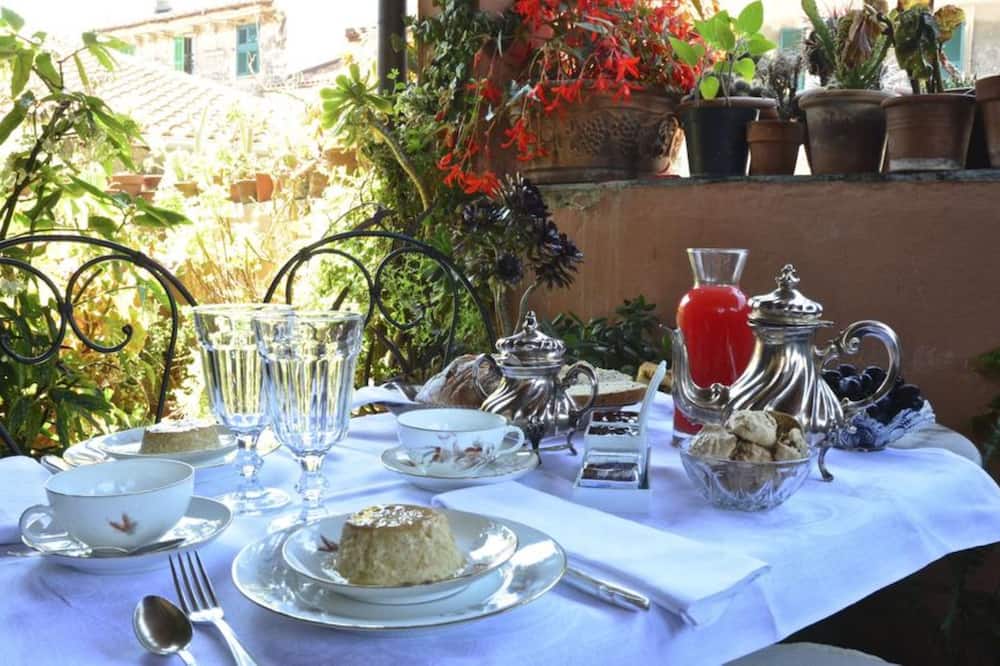 La Terrazza dei Pelargoni B&B