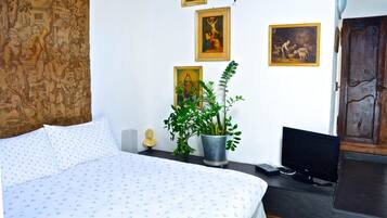 Down duvets, minibar, in-room safe, individually decorated