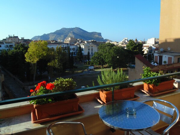 View from property - Bed and Breakfast Kemonia (Palermo)