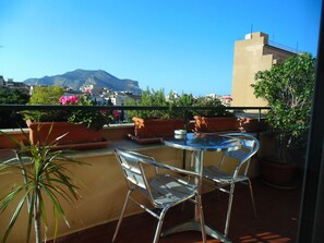 View from property - Bed and Breakfast Kemonia (Palermo)