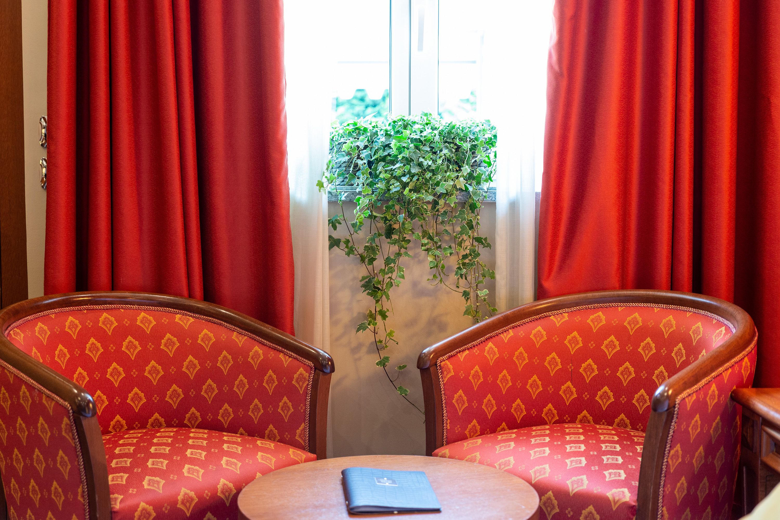 twin room | 1 bedroom, premium bedding, down duvets, minibar