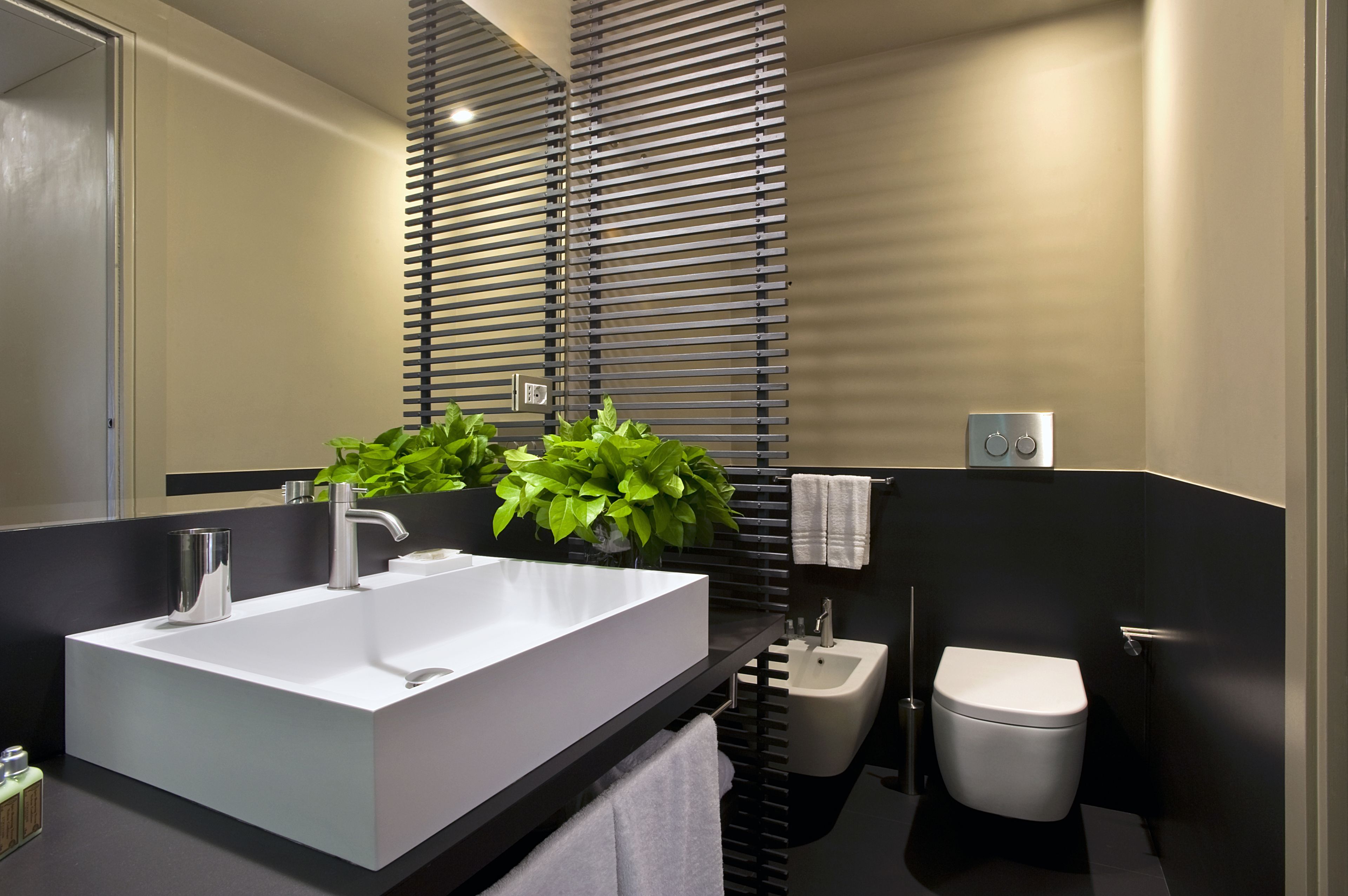 Photo - Crossing Condotti