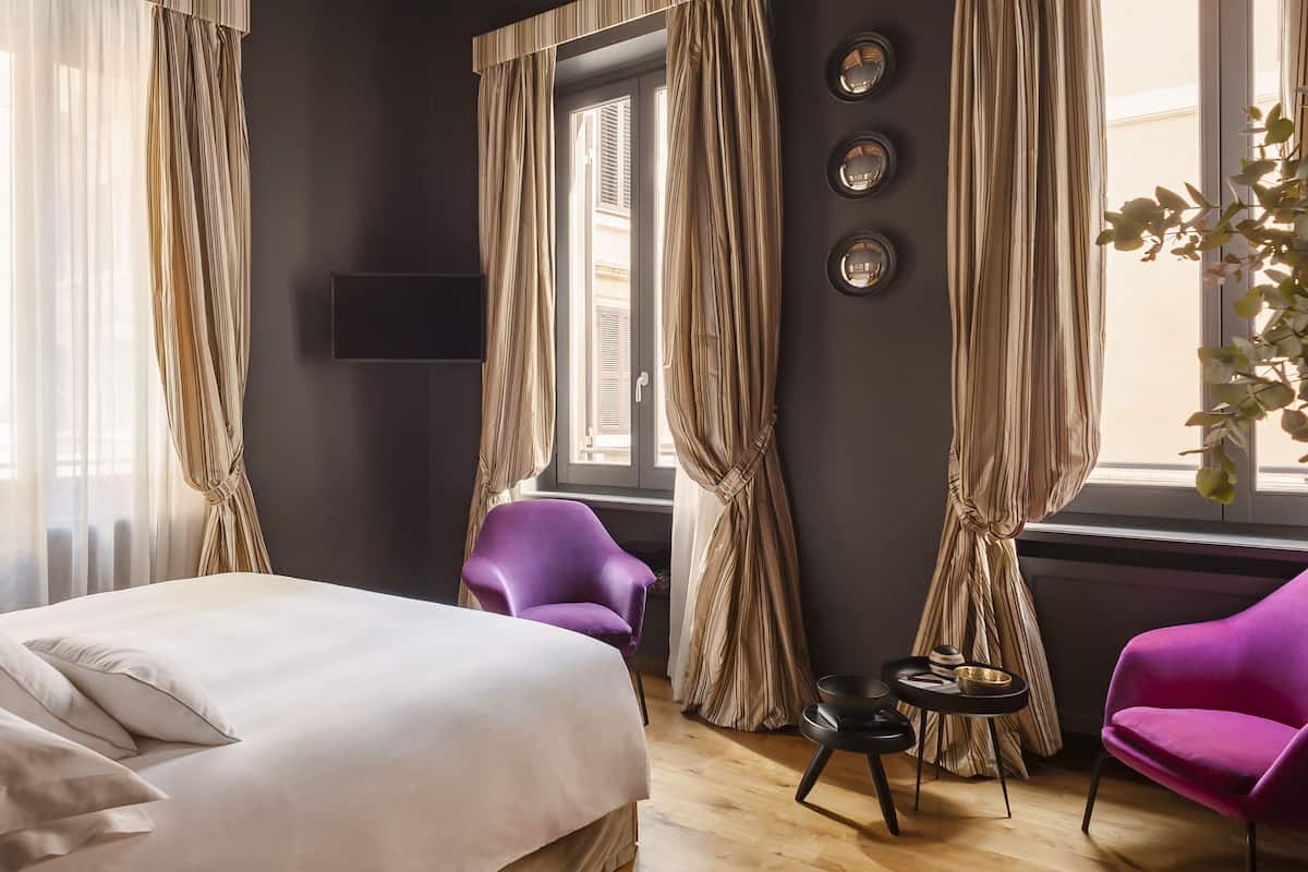 Egyptian cotton sheets, hypo-allergenic bedding, down duvets