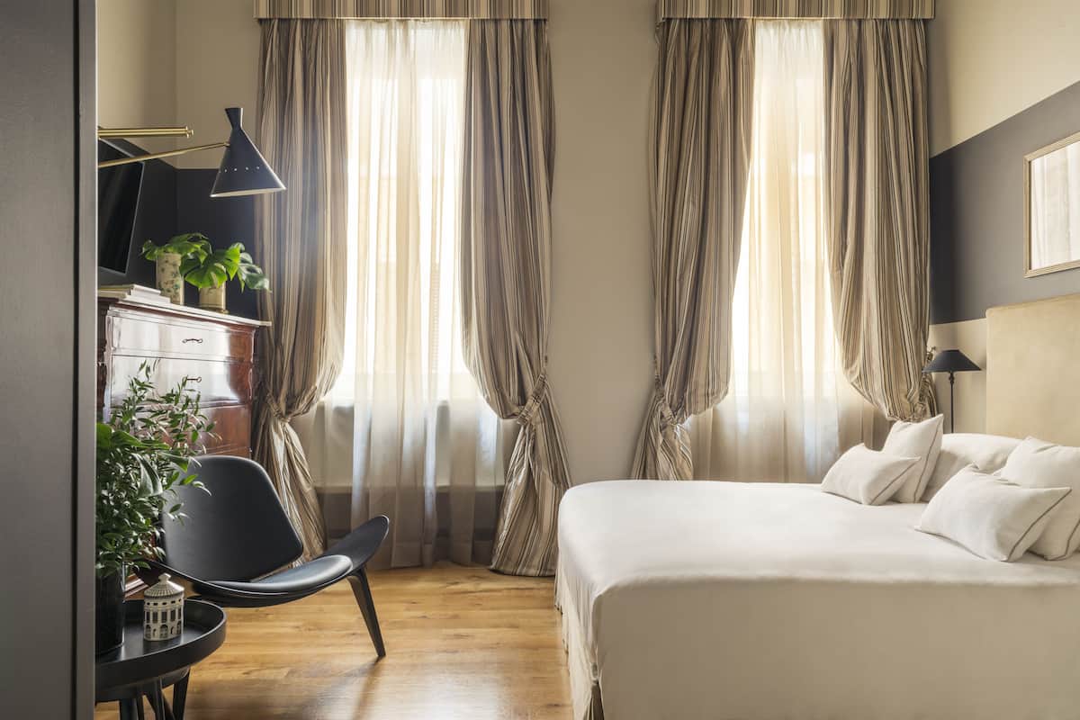 Double Room | Egyptian cotton sheets, hypo-allergenic bedding, down duvets