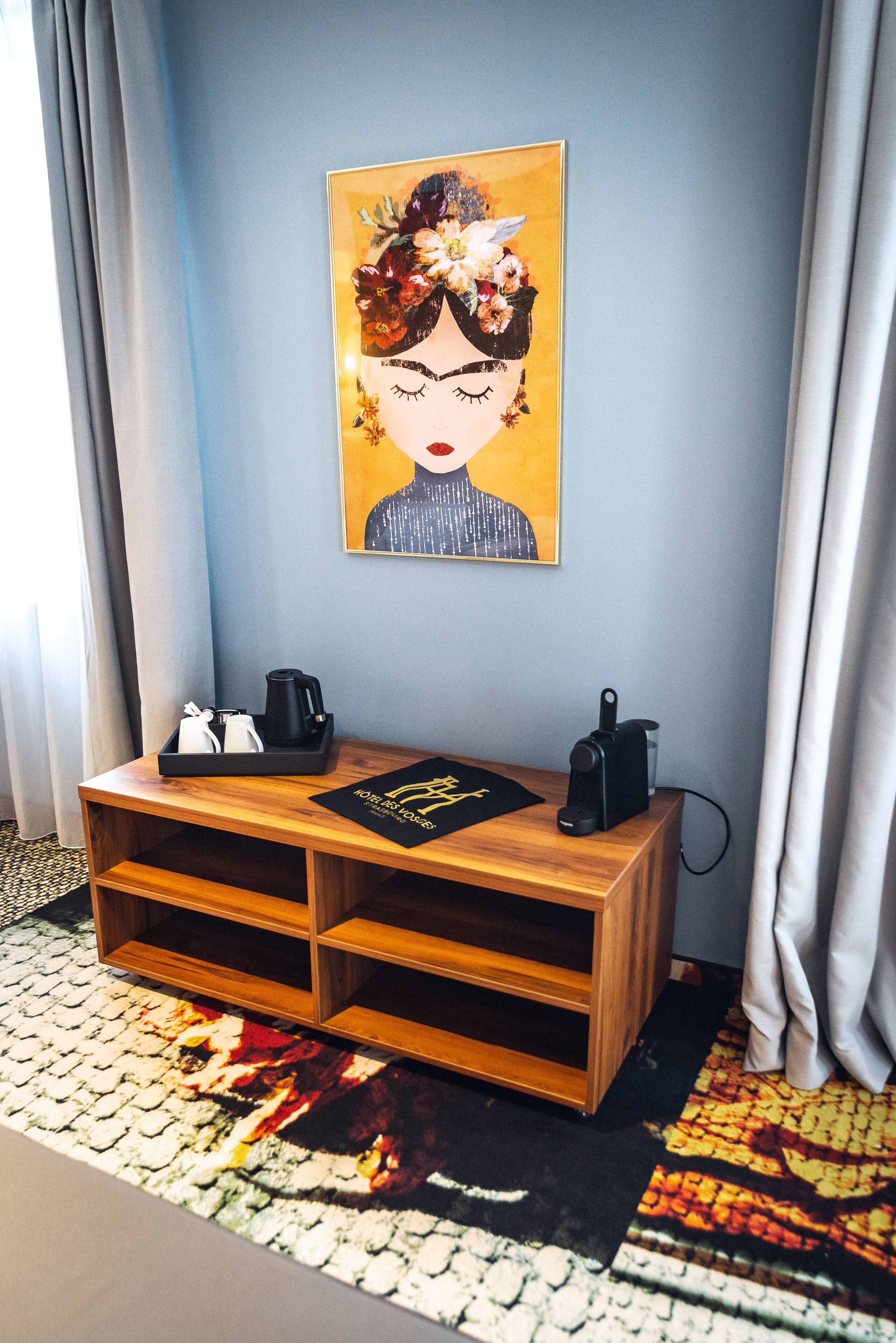 suite, 1 king bed, non smoking (twin bed on request;with sofabed) | living area | flat-screen tv, dvd player