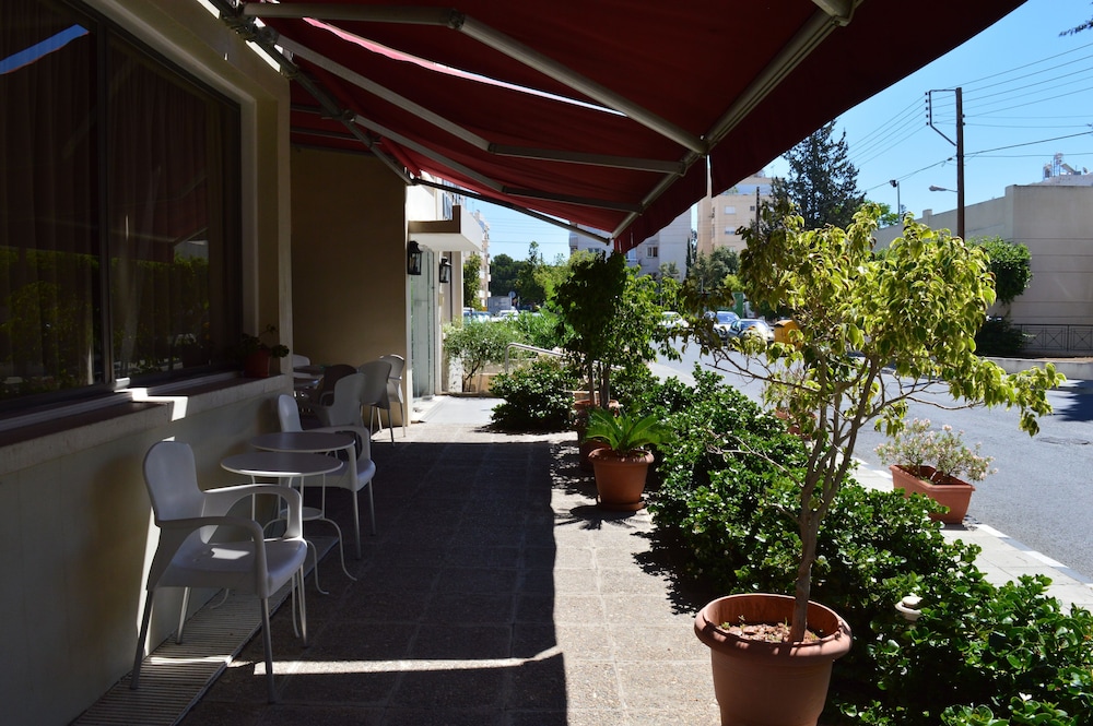 Lordos Hotel Apts Limassol by null