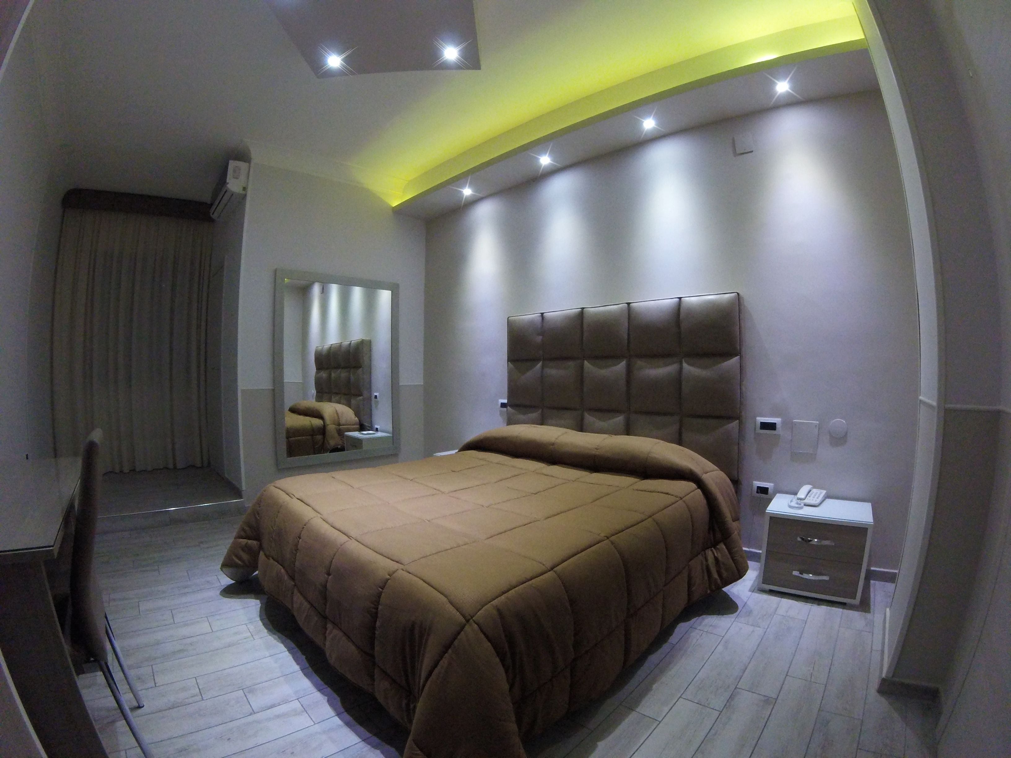 double room | desk, free wifi