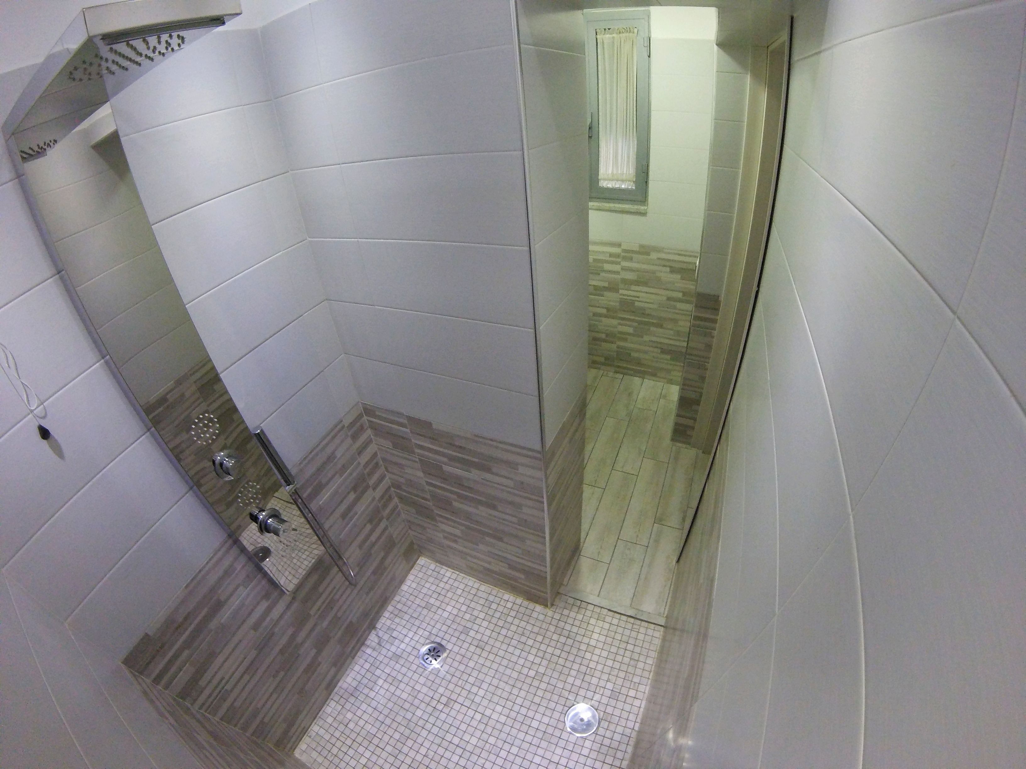 double room | bathroom | towels