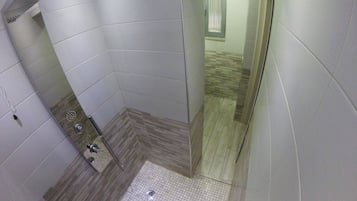 Doppelzimmer | Badezimmer | Handtücher