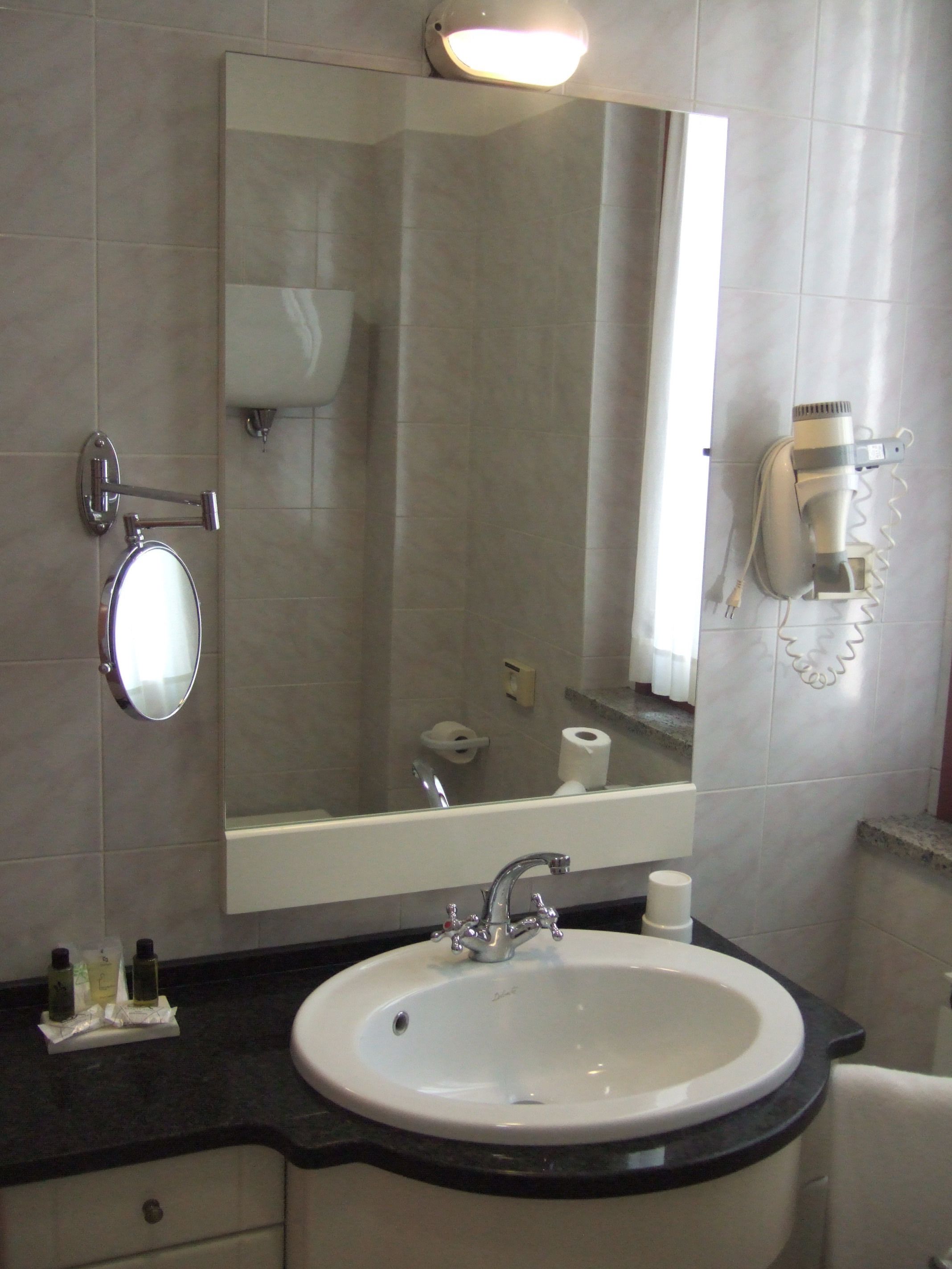 superior double room single use | bathroom | shower, free toiletries, hair dryer, bidet