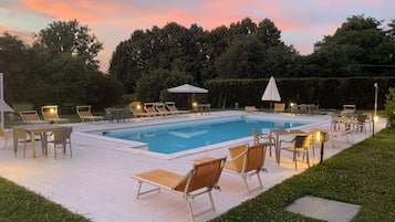 Piscina all'aperto
