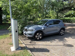 Ladestasjon for elbiler