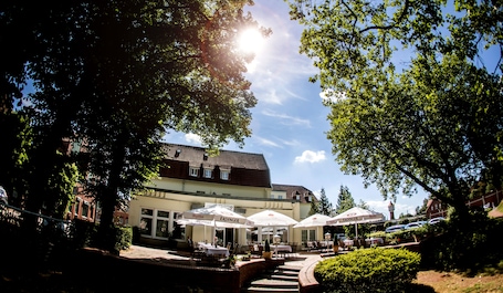 Terrace/patio. Parkhotel Lingen by Hackmann