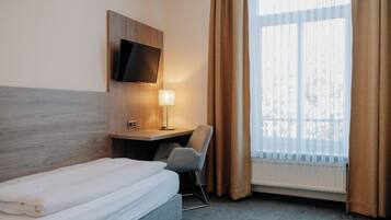 Single Room | Desk, iron/ironing board, cots/infant beds, rollaway beds