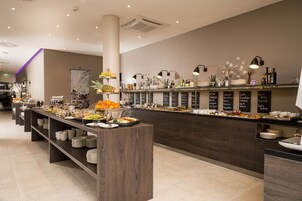 Daily buffet breakfast (EUR 15.00 per person)