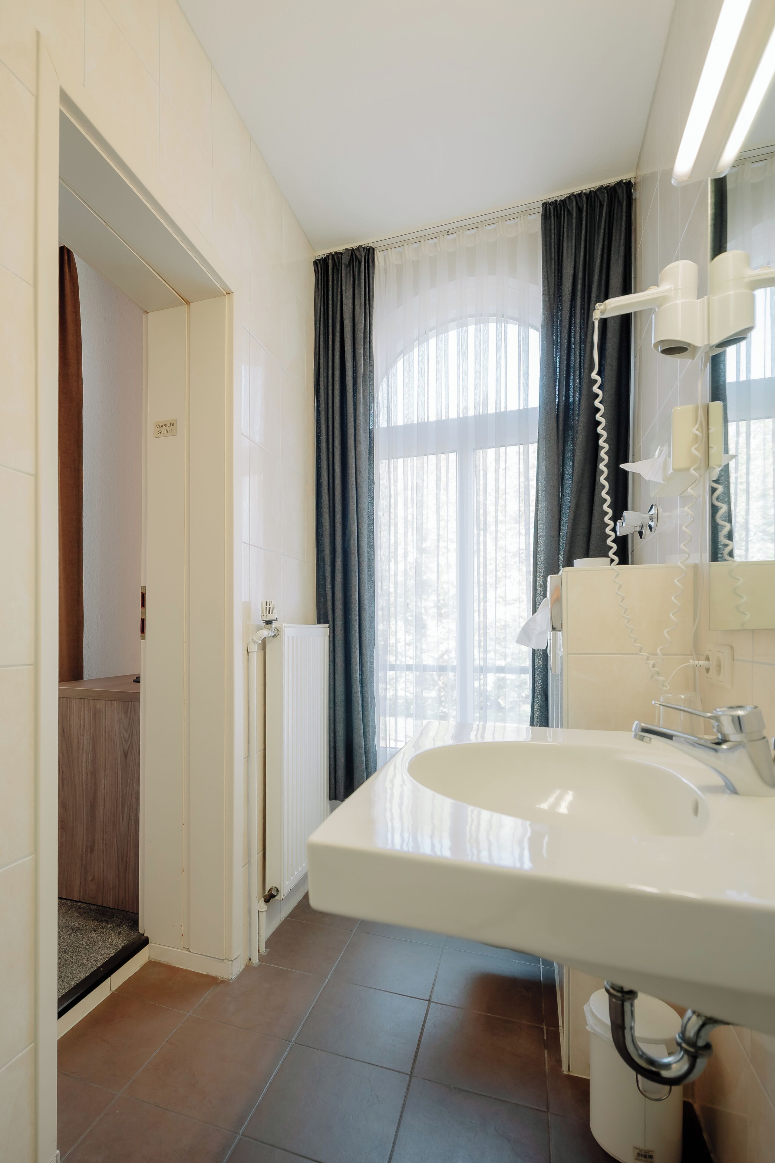 Single Room | Badeværelse | Gratis toiletartikler, hårtørrer, håndklæder