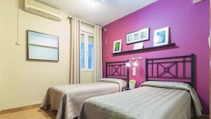 Unclassified image, 2 of 51, button - Hostal Jentoft (Seville)
