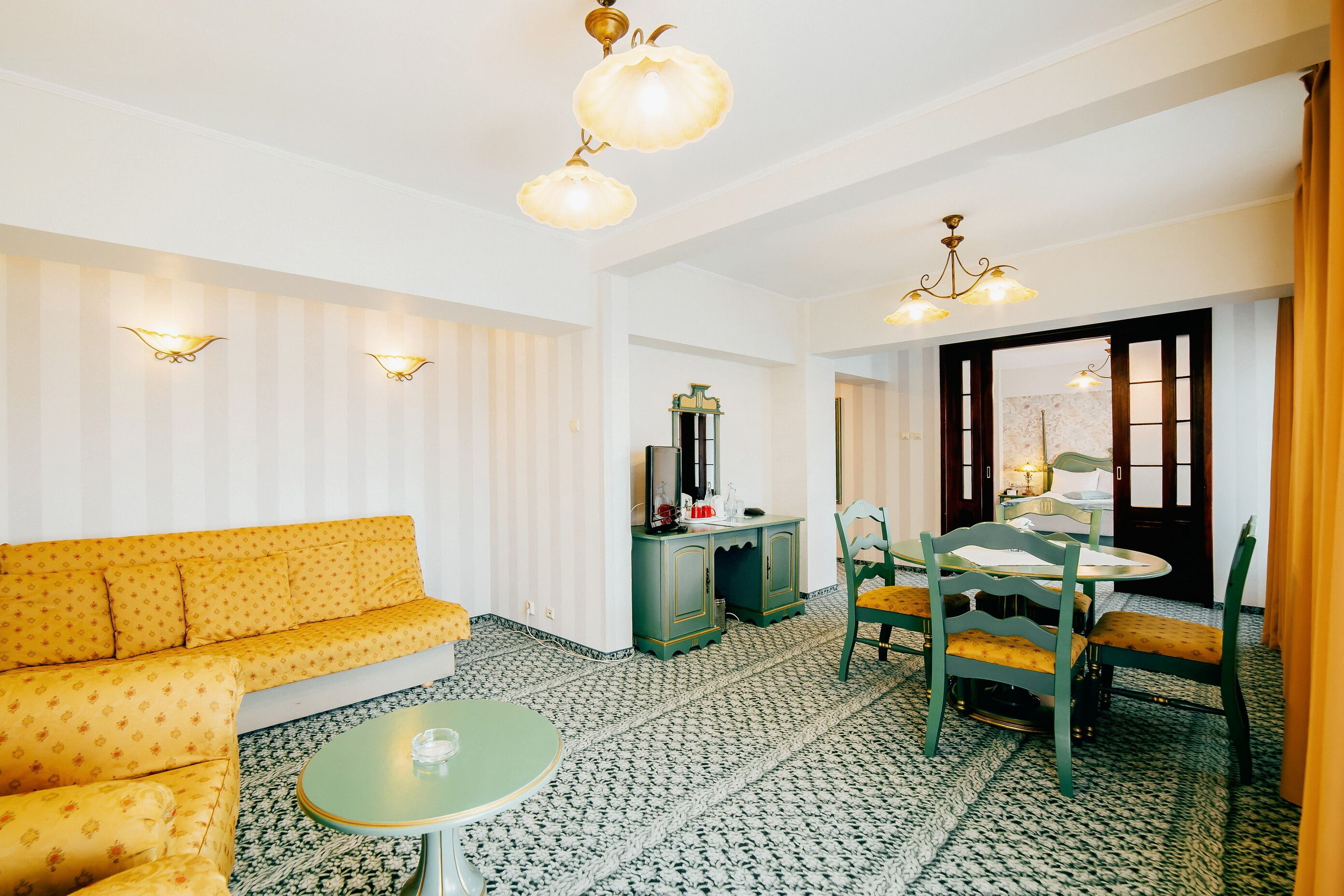 suite, 1 king bed, balcony | 2 bedrooms, hypo-allergenic bedding, in-room safe, blackout curtains