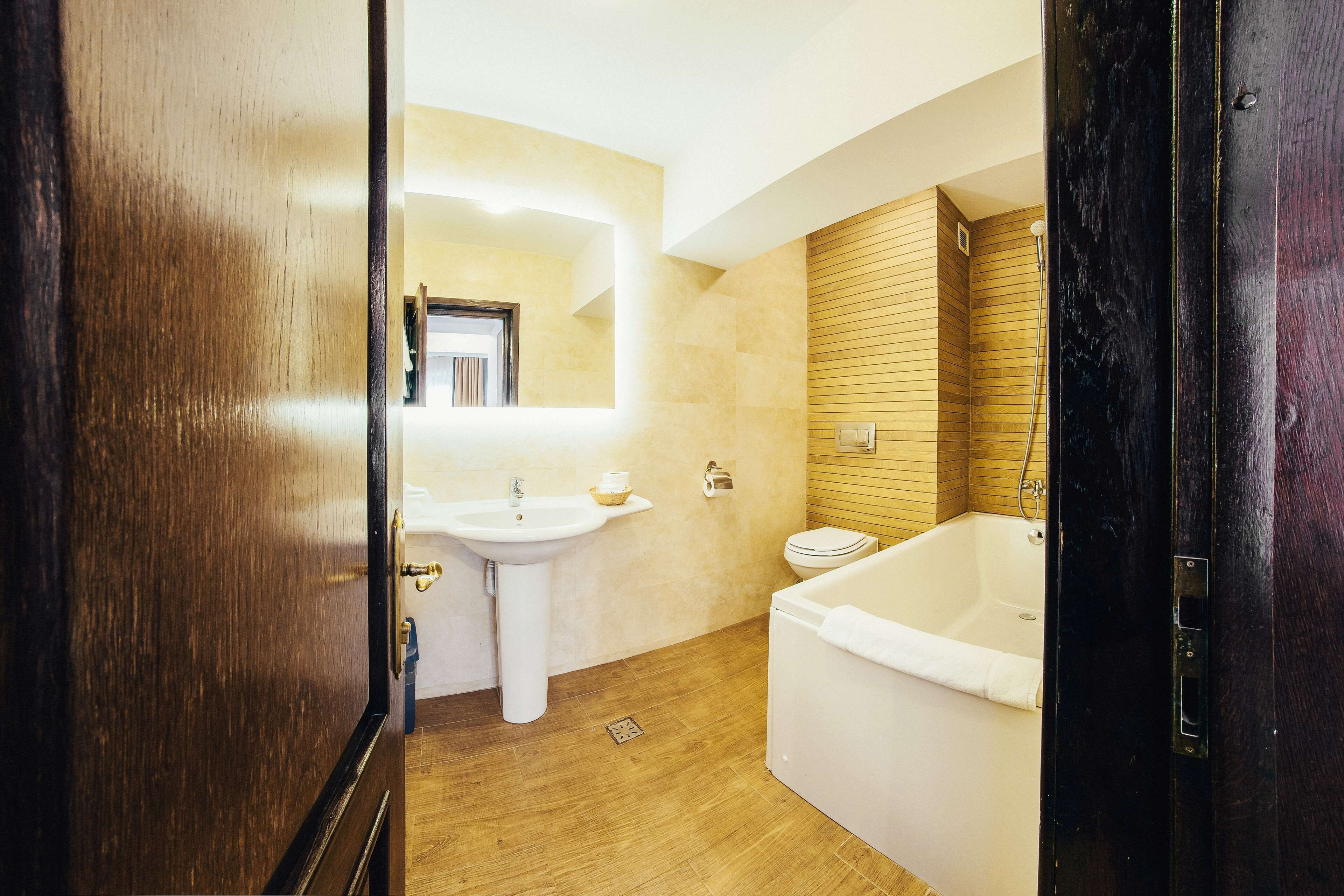 junior suite, multiple beds (with sofabed) | 2 bedrooms, hypo-allergenic bedding, in-room safe, blackout curtains