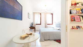 Klassieke kamer, 1 twee- of 2 eenpersoonsbedden | 1 slaapkamer, Italiaanse Frette-lakens, pillowtop-bedden