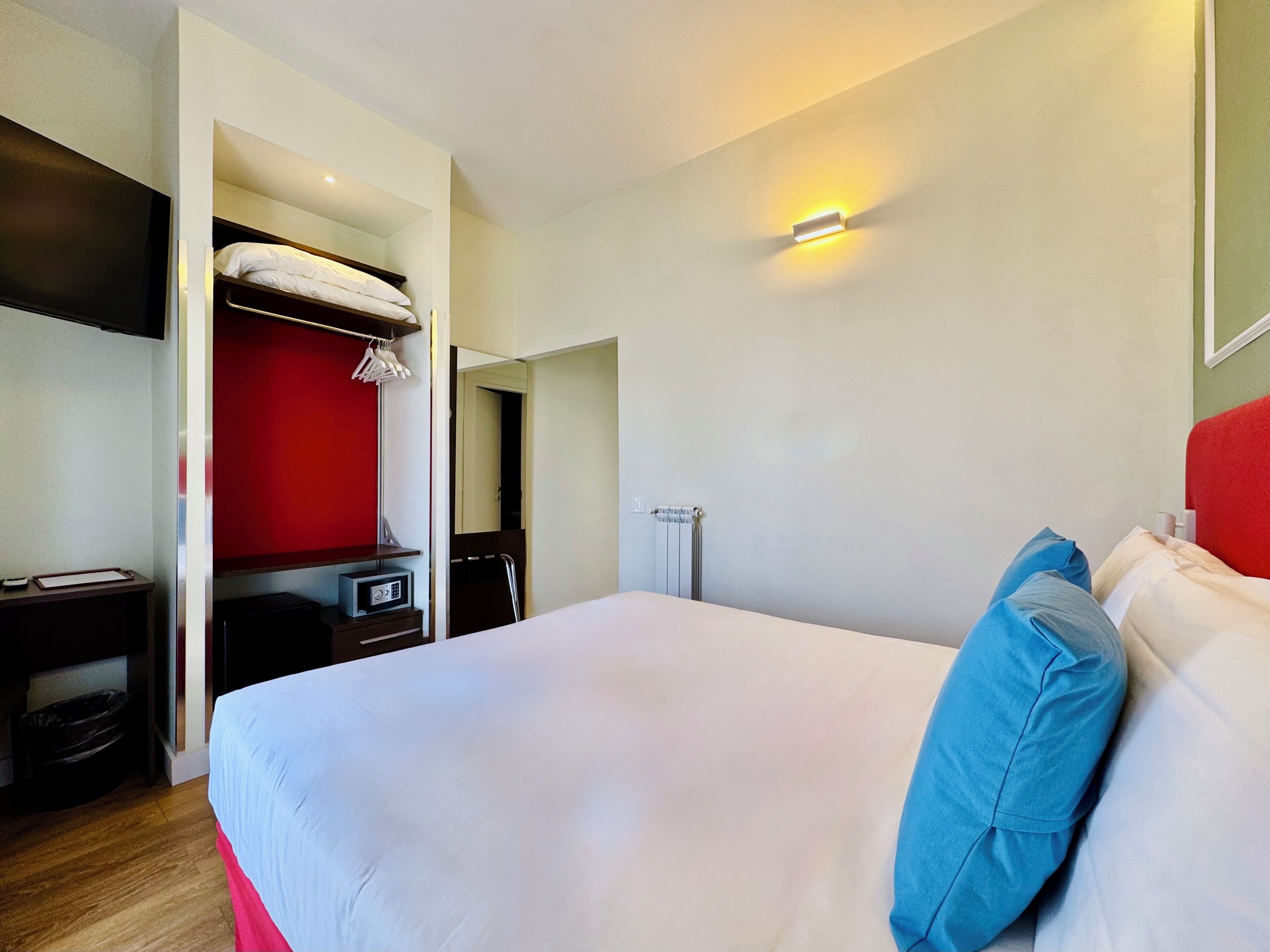Minibar, in-room safe, desk, blackout drapes