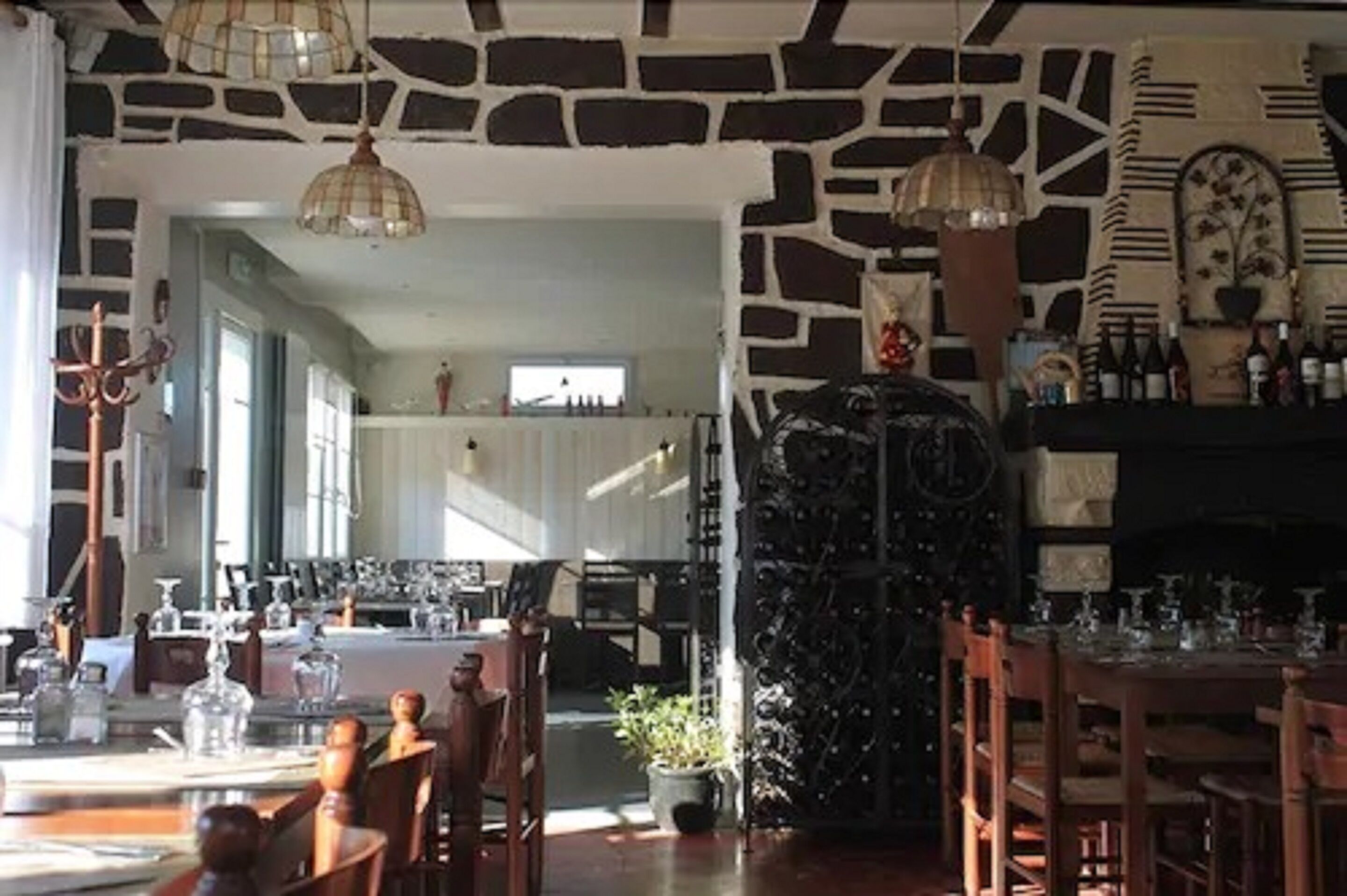 Foto - Hôtel Restaurant Maison Blanche