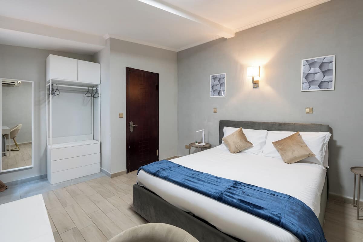Camera Economy | Lenzuola Frette, biancheria da letto ipoallergenica, minibar