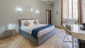 Superior Double Room - Giusi Rooms - Aetheria Esquilinus Guesthouse (Rome)