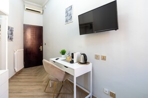 Economy-Einzelzimmer (External private bathroom) | Italienische Bettbezüge von Frette, Allergikerbettwaren