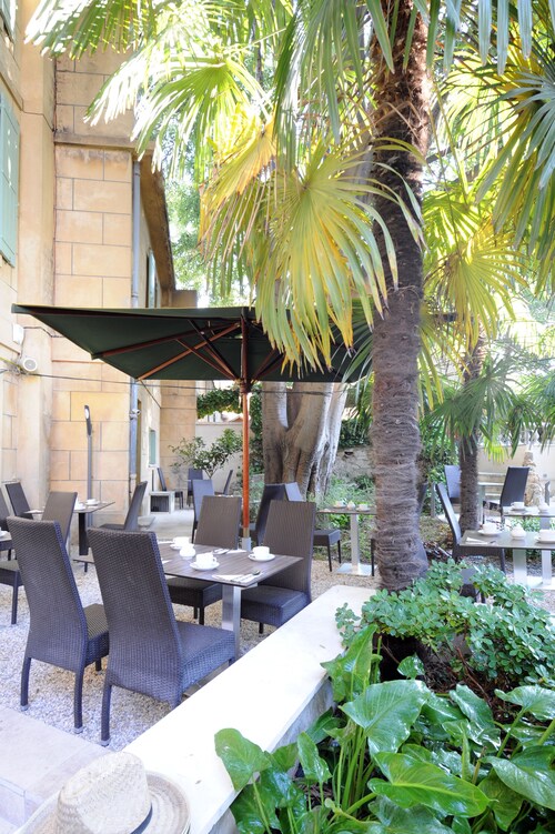 Hotel Spa Le Calendal Reviews, Deals & Photos 2024 - Expedia