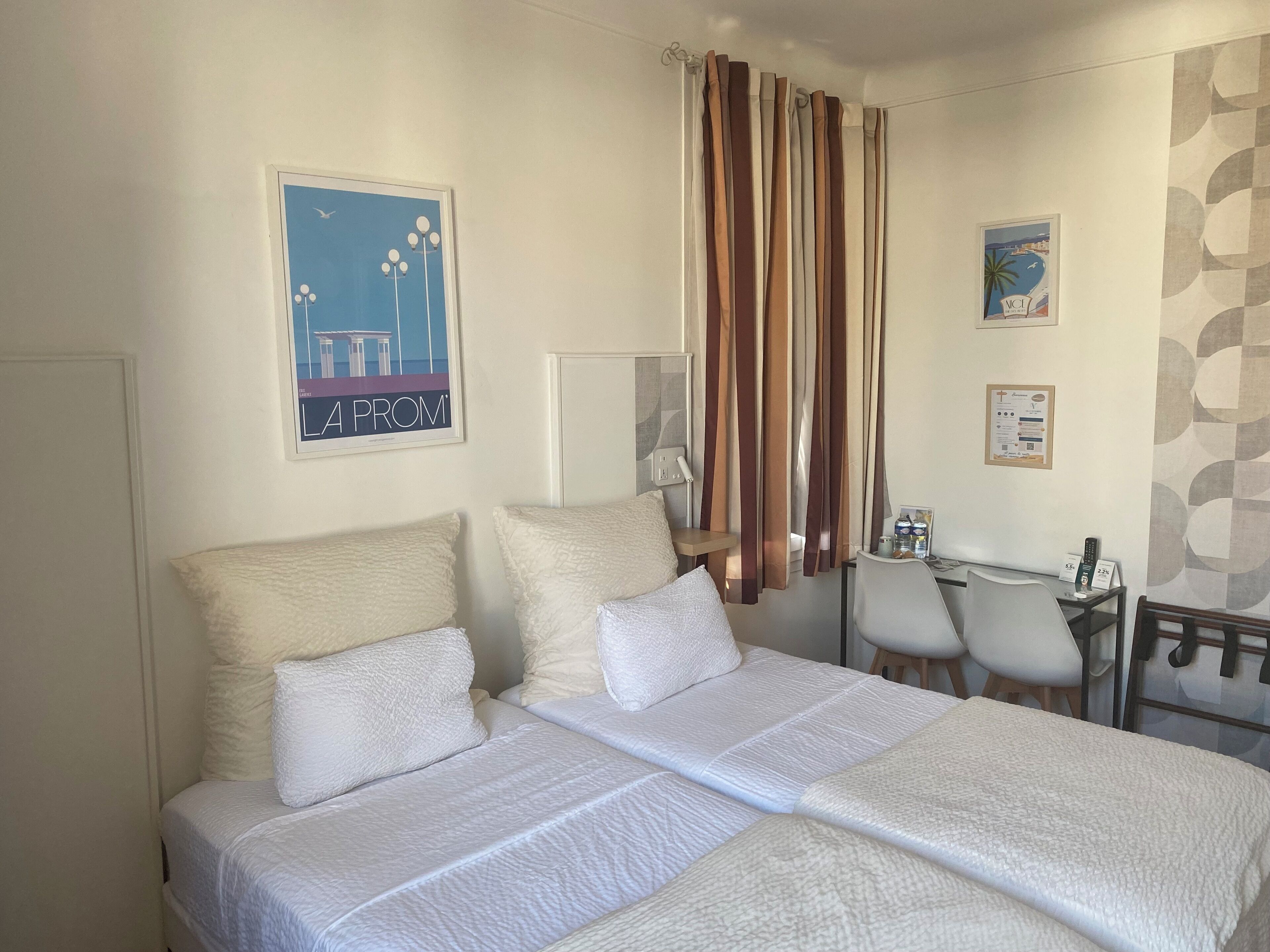 superior room | in-room safe, individually decorated, individually furnished, desk