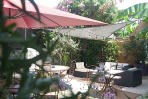 Terrace/patio - Logis Hôtel Villa Victorine (Nice)