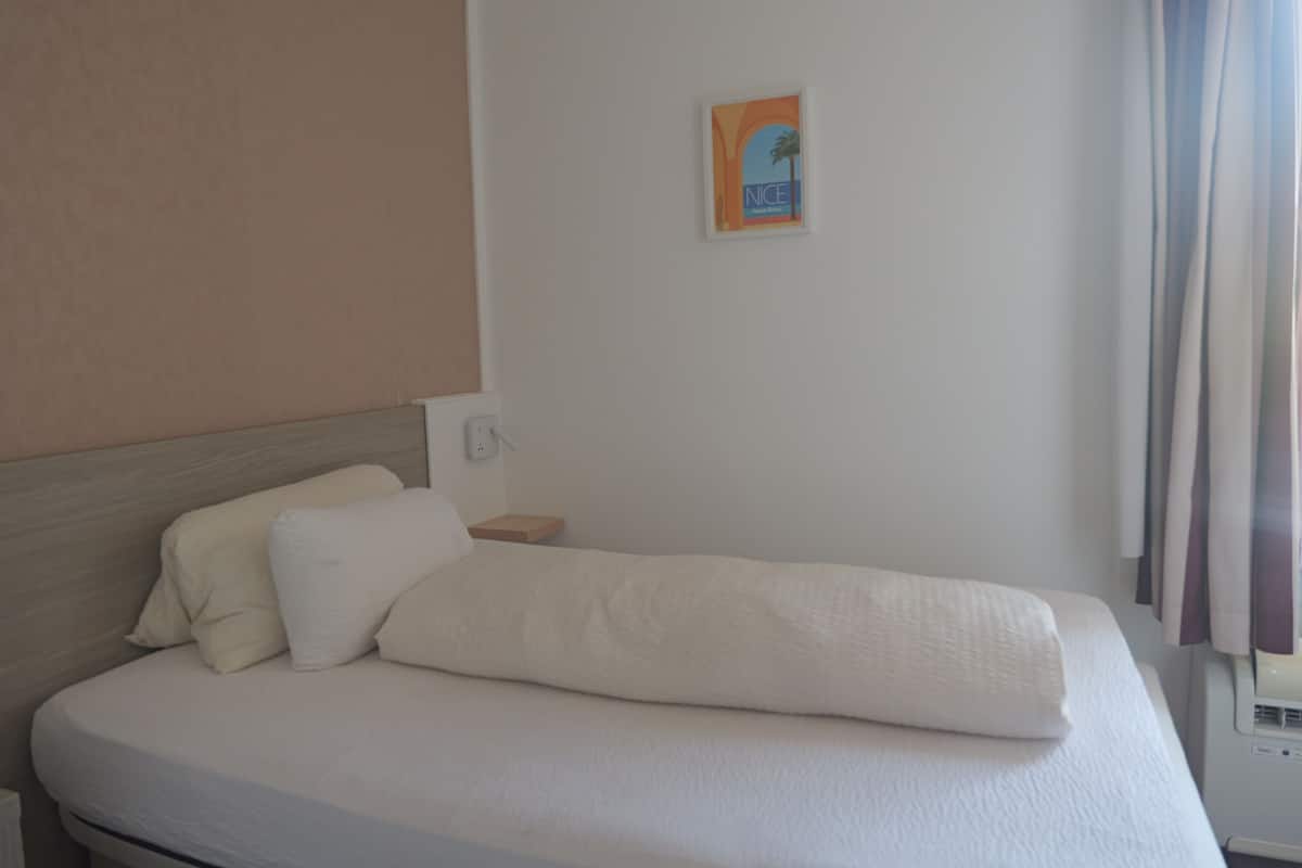 1 bedroom, in-room safe, individually decorated, individually furnished