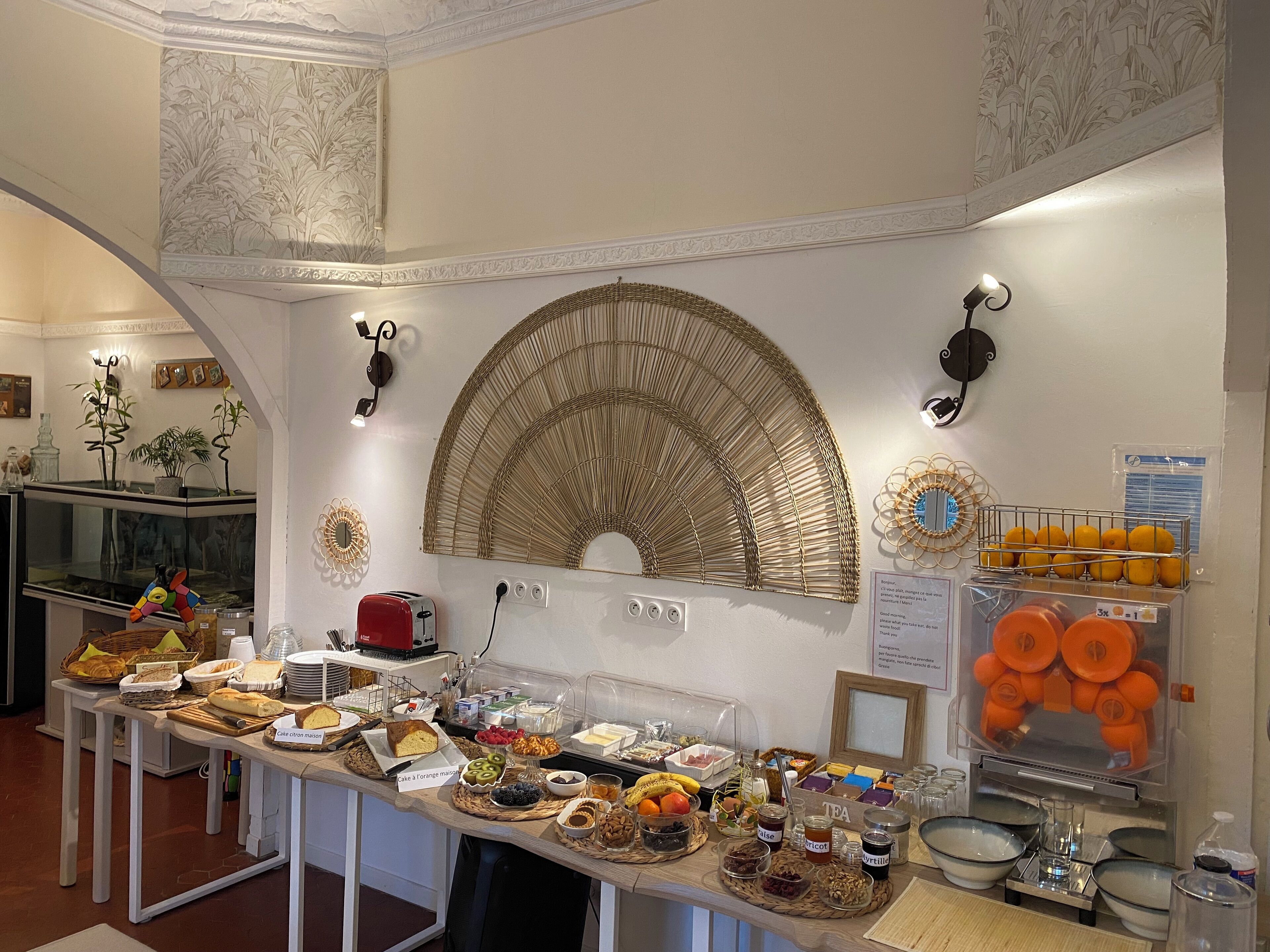 dinner served, local cuisine, garden views