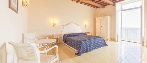 Panoramic Double Room, Sea View | Premium bedding, minibar, in-room safe, desk