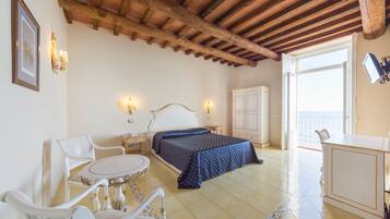 Panoramic Double Room, Sea View | Premium bedding, minibar, in-room safe, desk