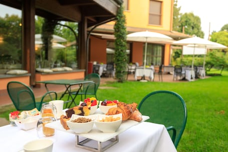 Desayuno continental incluido todos los días