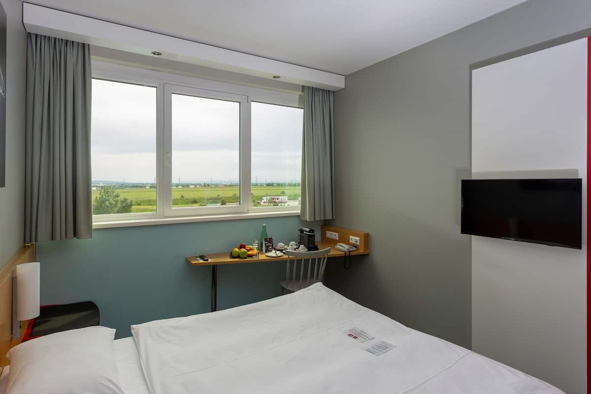 Superior Room, 2 Single Beds, Park View