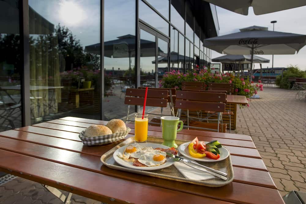 Hotel ibis Vienna Airport