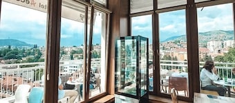 Hecco Deluxe Hotel