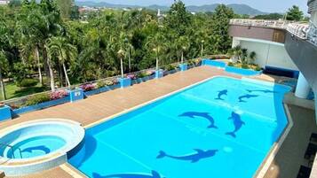 Indoor pool, outdoor pool, open 7:00 AM to 8:00 PM, pool loungers