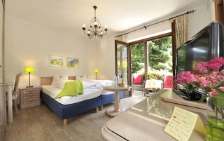 Ropa de cama hipoalergénica, decoración personalizada y escritorio 
