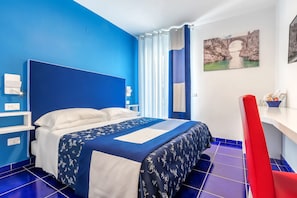 Unclassified image, 4 of 68, button - Hotel Metropole (Sorrento)