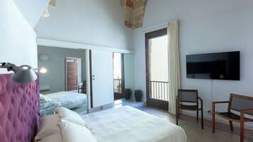 Suite Senior, Bebas Asap Rokok (ZEUS) | Seprai premium, minibar, brankas, dan didekorasi berbeda-beda