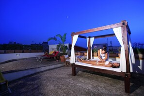 Salas para tratamentos a dois, sauna a vapor, tratamentos corporais